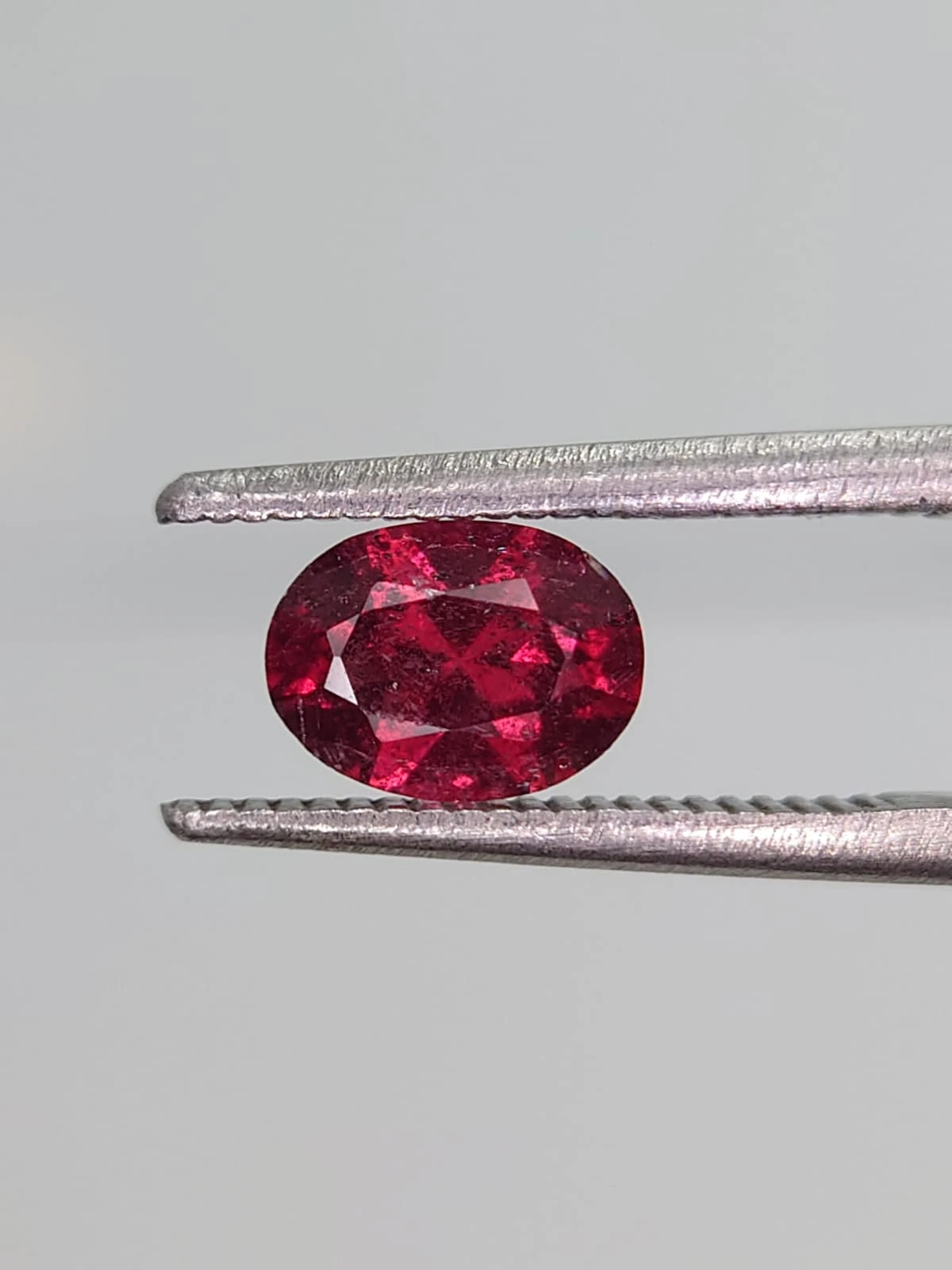 0.96ct Natural Malaya Garnet Oval cut From Tanzania — view 4